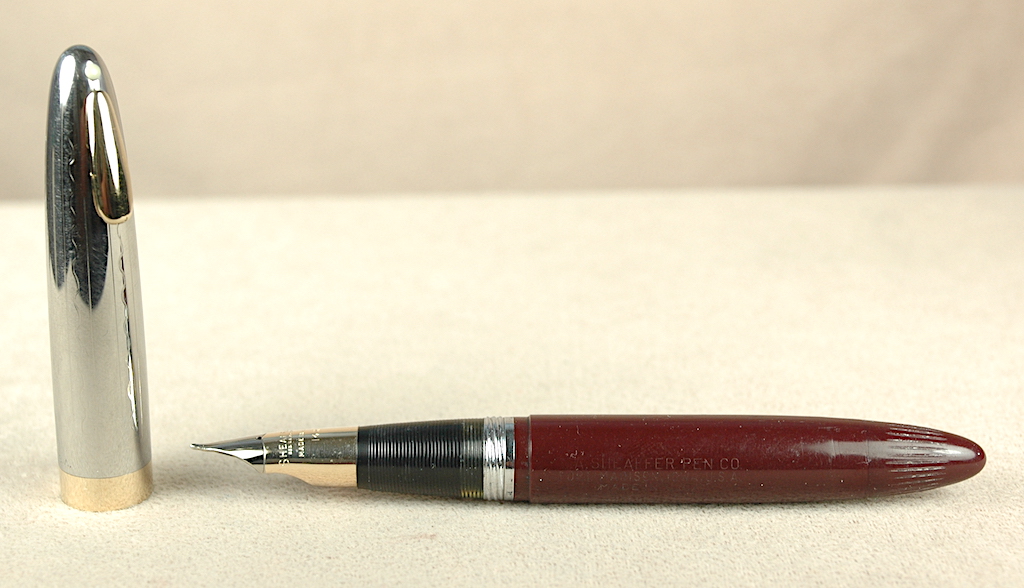 Vintage Pens: 5145: Sheaffer: Tuckaway Crest